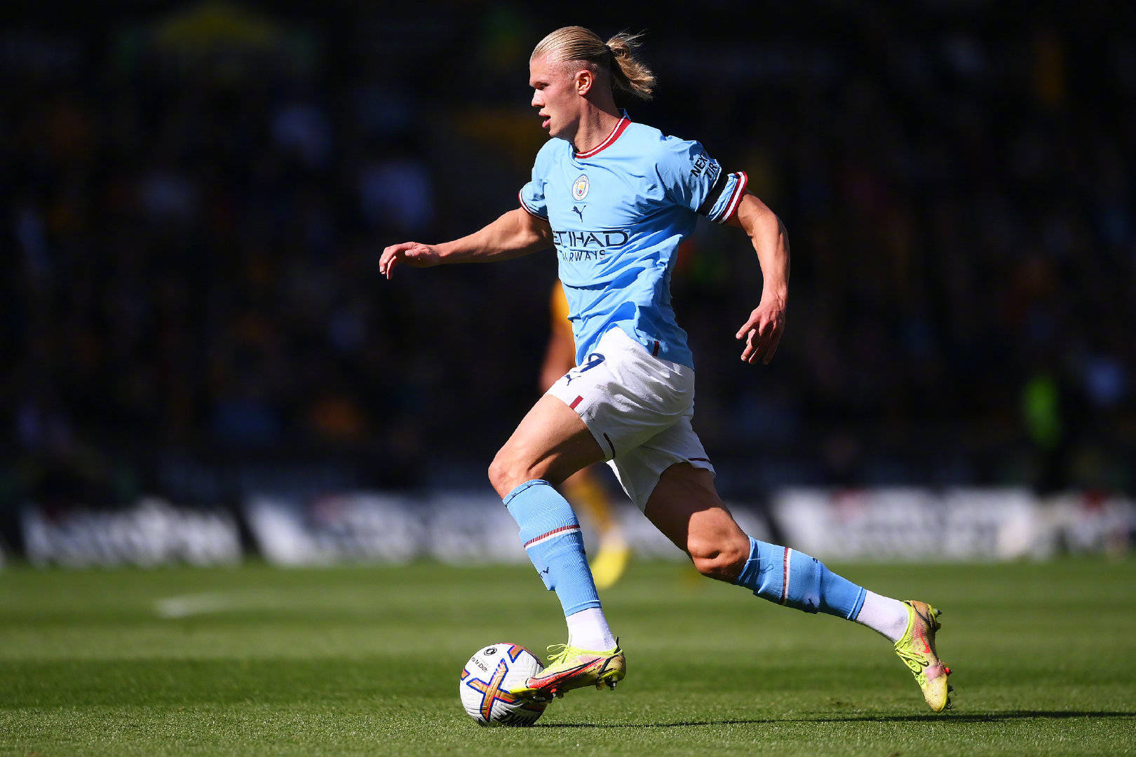 哈兰德连续十五场比赛得分超过比分优势明显，法国队挑战极限！