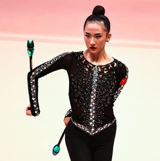 阿扎伦卡重返赛场，刷新纪录首场状态出色，日本队观众沸腾！